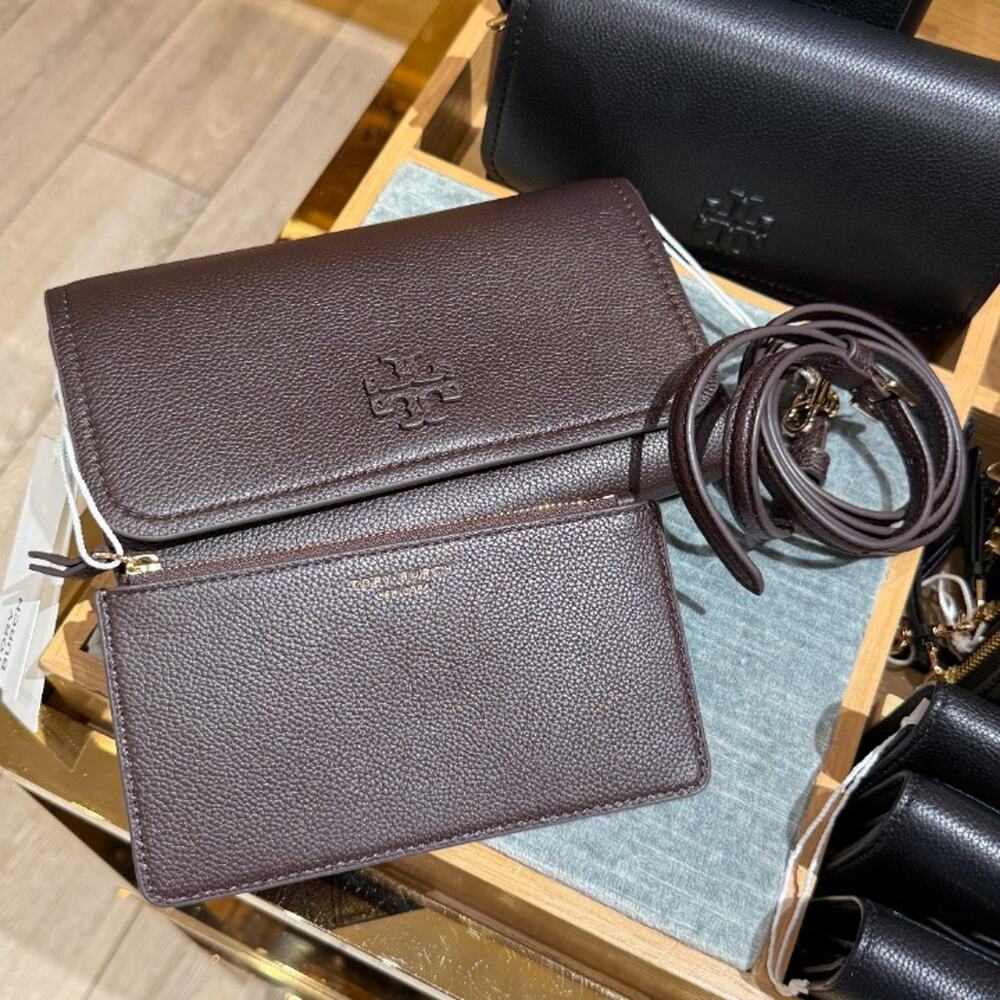 New‼️Tory Burch Thea Flat Wallet Crossbody 169971 Deep Brown $375